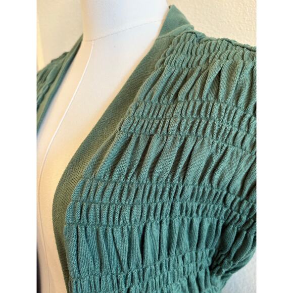 LULAROE Kaylin Cardigan Green Smocked Short Sleeve Fall Layering | Medium - Picture 5 of 7